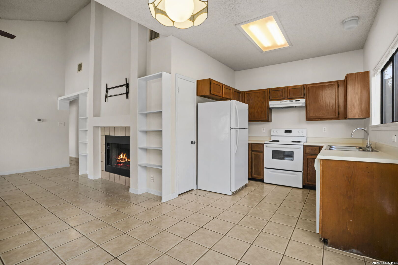 5891 Spring Green San Antonio, TX 78247 - Photo 9 of 33