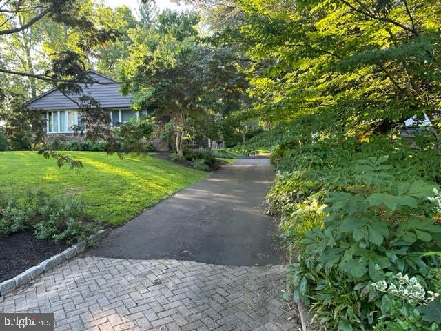 128 David Road Bala Cynwyd, PA 19004 - Photo 4 of 27 paver driveway entrance