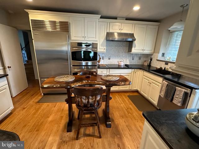 128 David Road Bala Cynwyd, PA 19004 - Photo 9 of 27 eat in kitchen