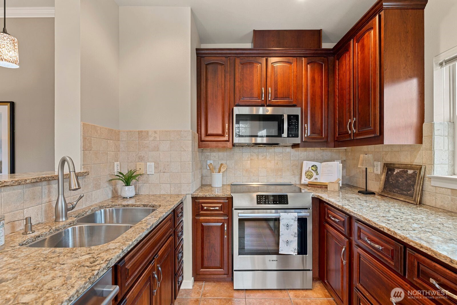 4325 Issaquah-Pine Lake Road Southeast, Unit 703 Sammamish, WA 98075 - Photo 11 of 25