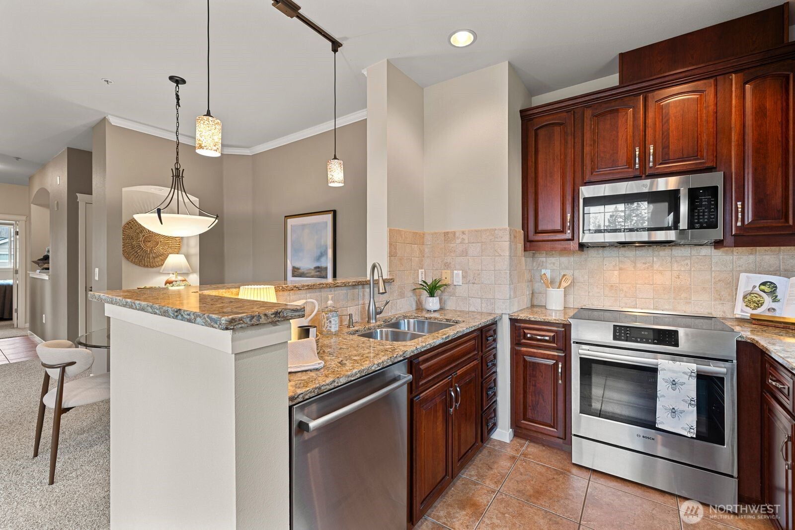 4325 Issaquah-Pine Lake Road Southeast, Unit 703 Sammamish, WA 98075 - Photo 12 of 25