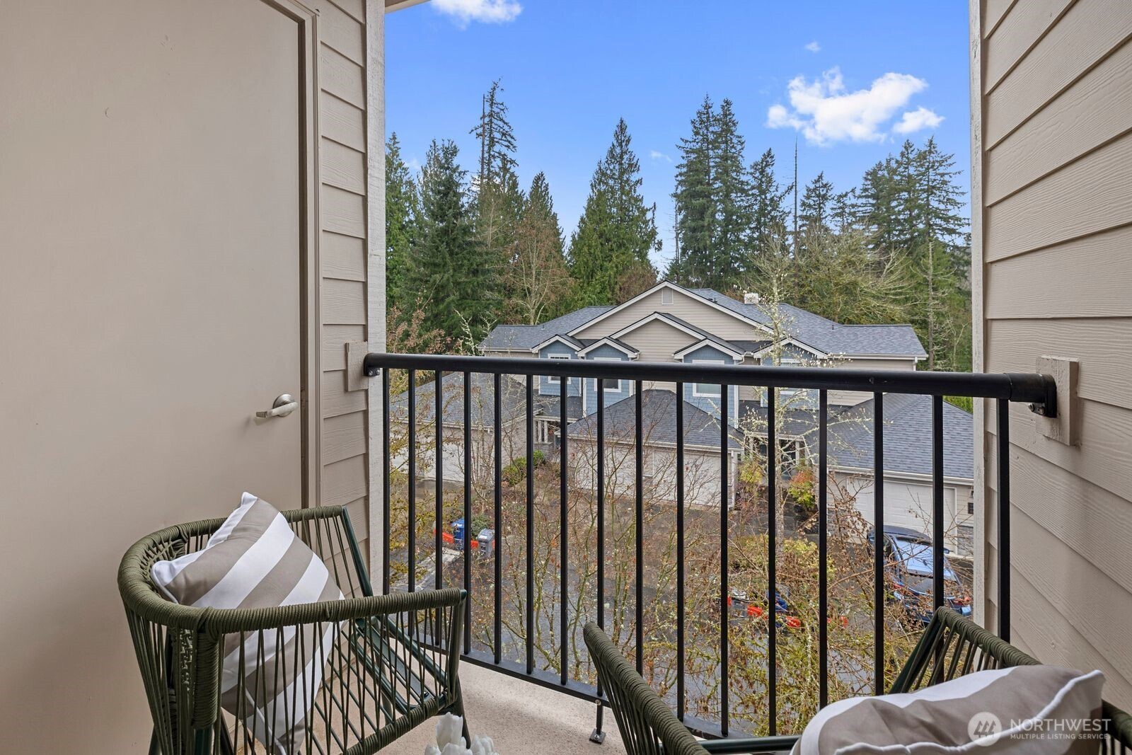 4325 Issaquah-Pine Lake Road Southeast, Unit 703 Sammamish, WA 98075 - Photo 19 of 25