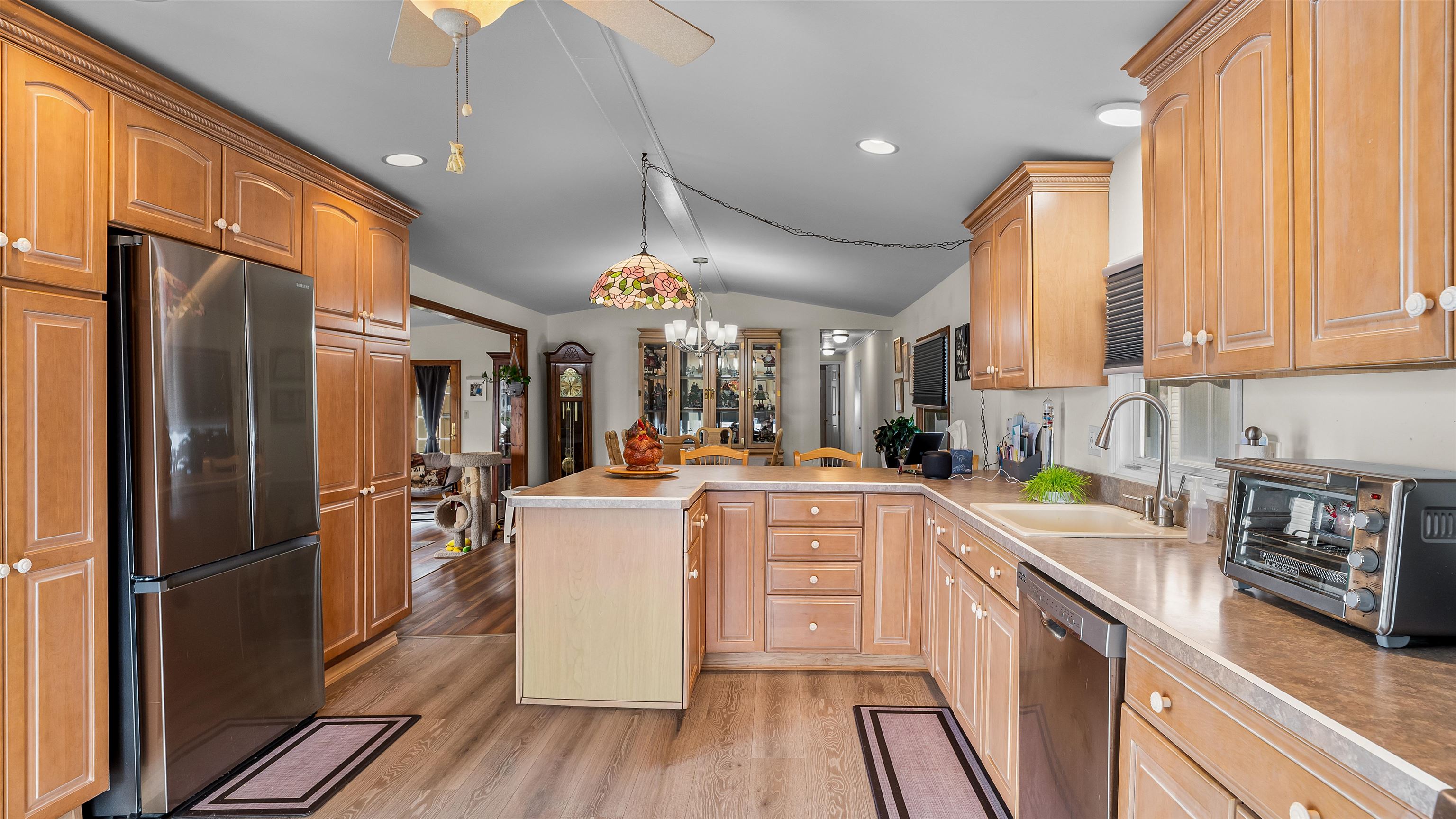 389 Grande Rio Grande, NJ 08242 - Photo 6 of 27 Gallery Image 6