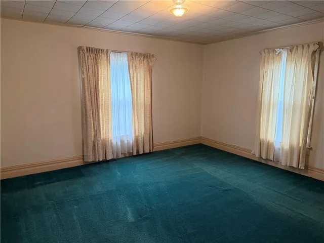 a view of room with yard