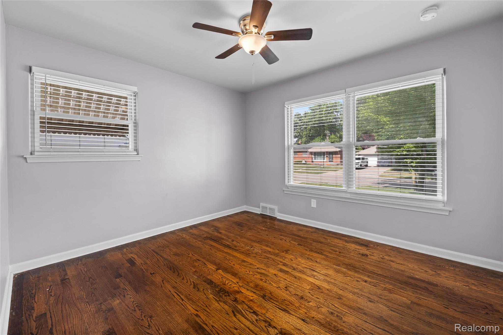 19044 Norwich Road Livonia, MI 48152 - Photo 10 of 27 Primary Bedroom