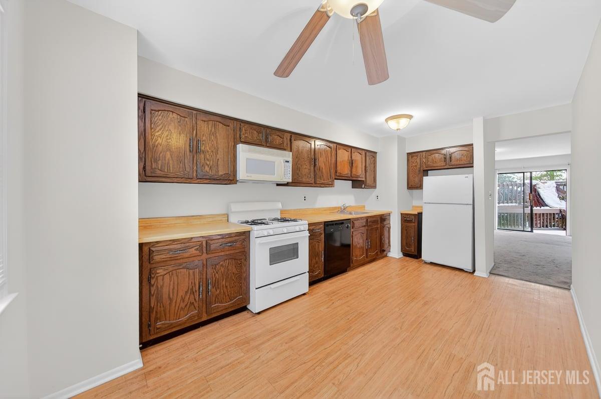 21 Highview Drive Woodbridge, NJ 07095 - Photo 11 of 37