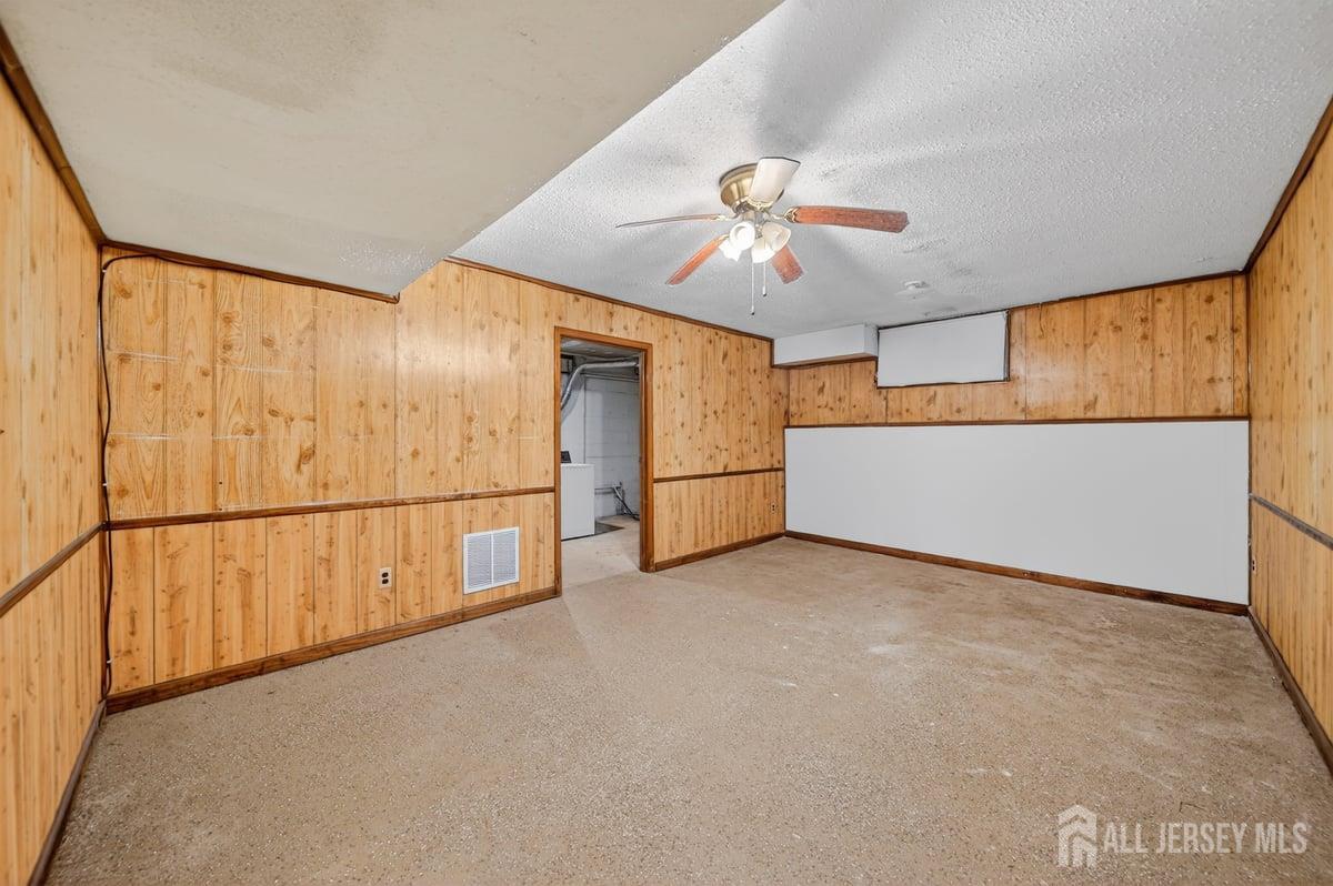 21 Highview Drive Woodbridge, NJ 07095 - Photo 24 of 37