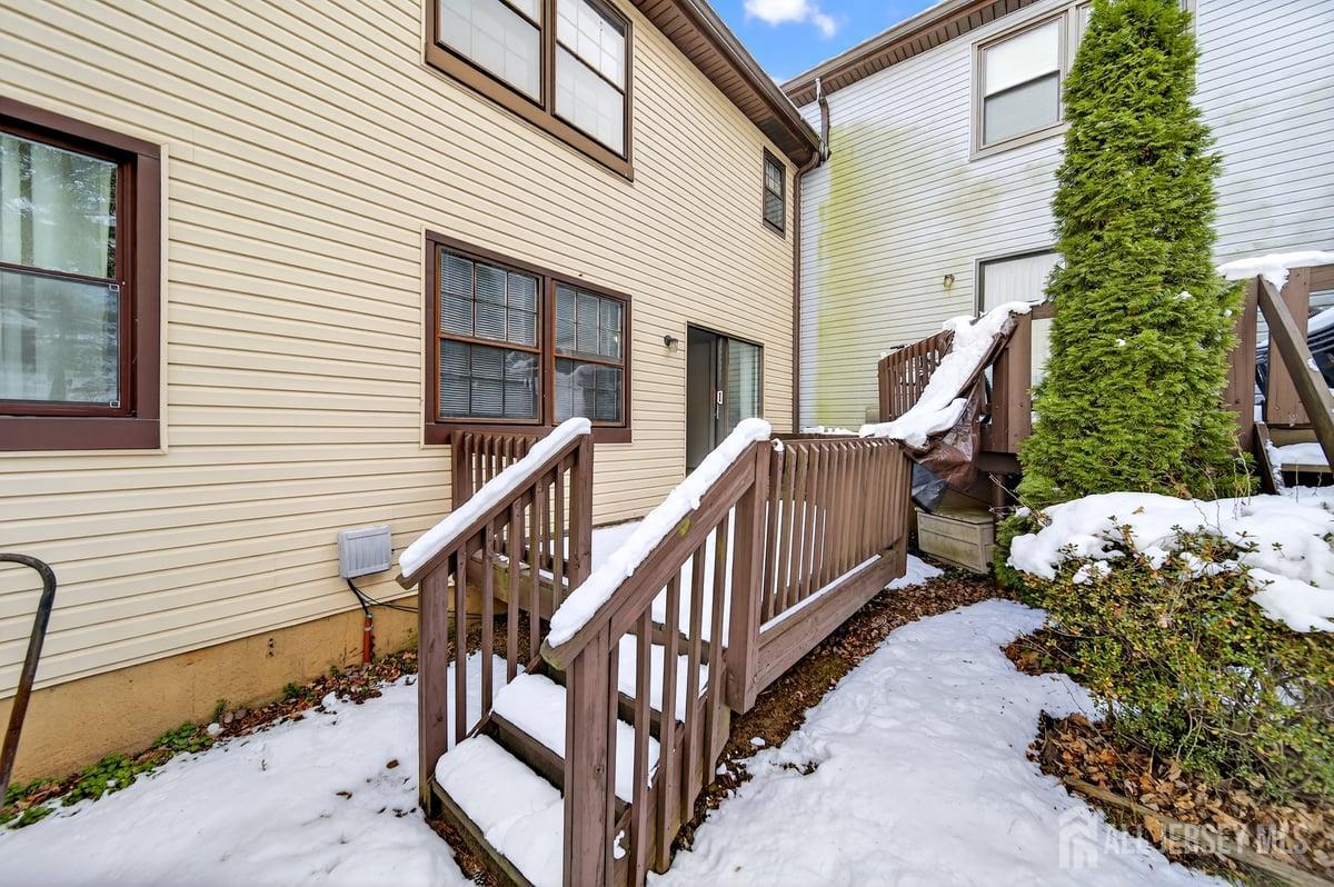 21 Highview Drive Woodbridge, NJ 07095 - Photo 27 of 37