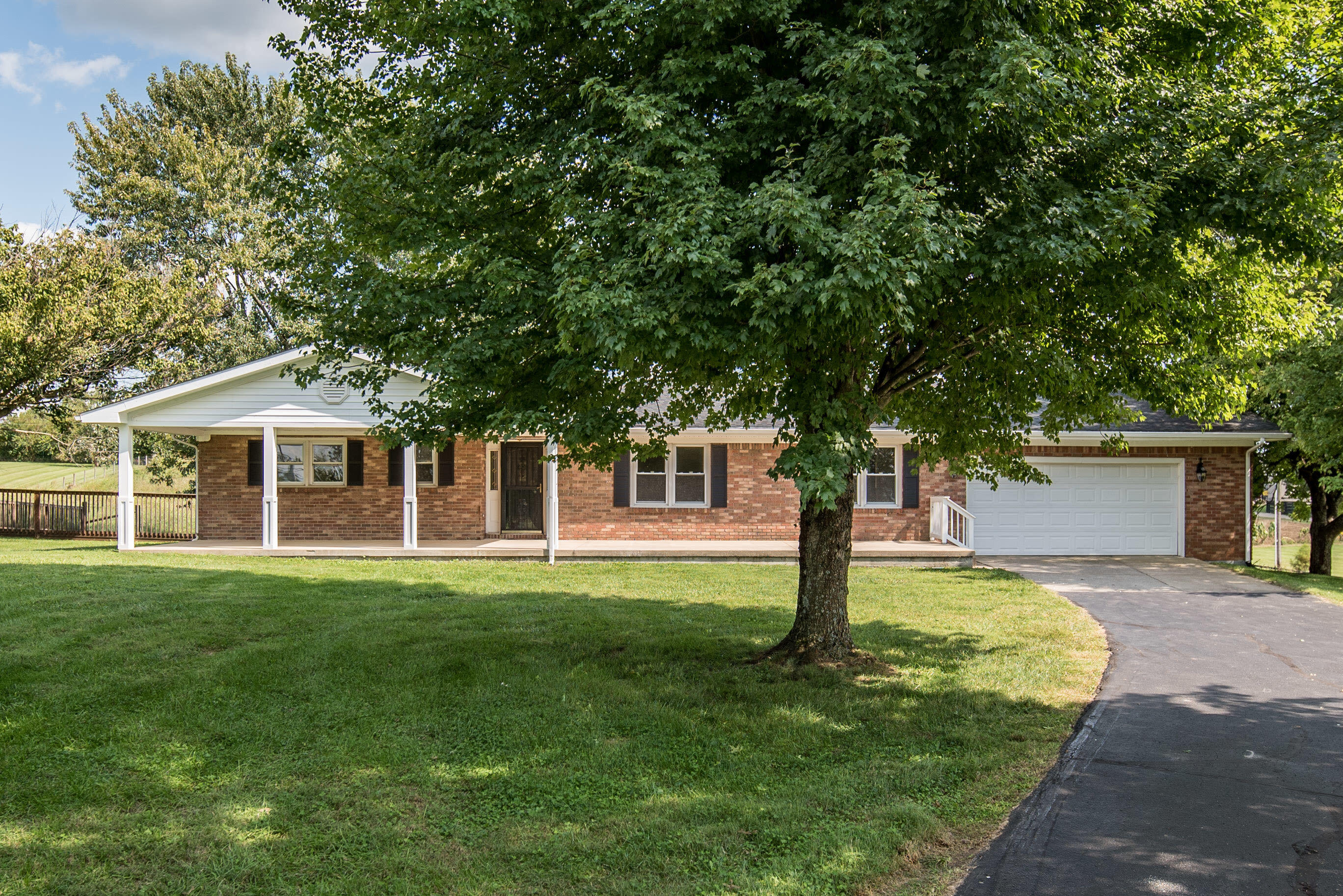 2845 Mt Sterling Road Winchester, KY 40391 - Photo 1 of 44 1