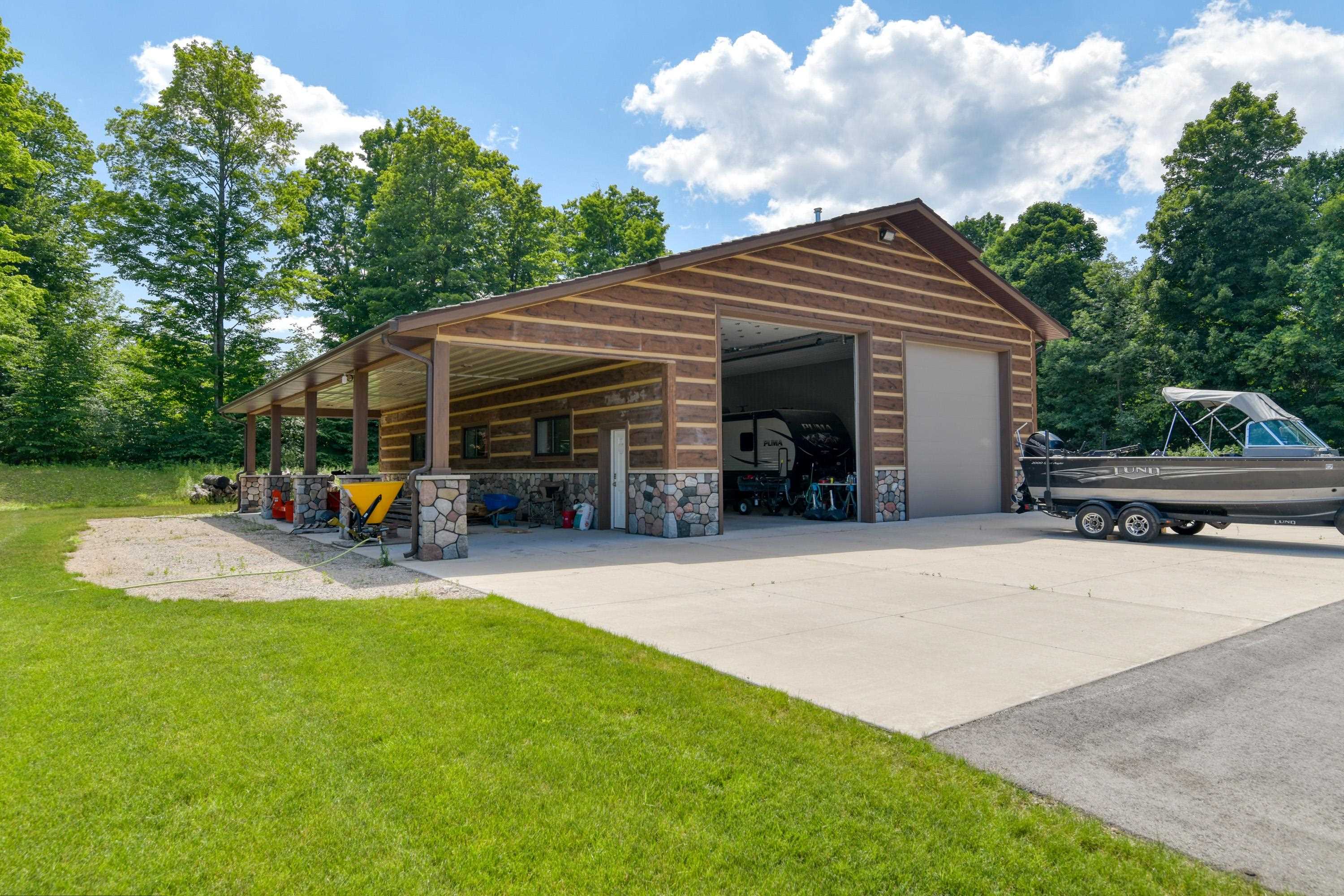 3375 Crum Road Benzonia, MI 49616 - Photo 53 of 71 Gallery Image 53