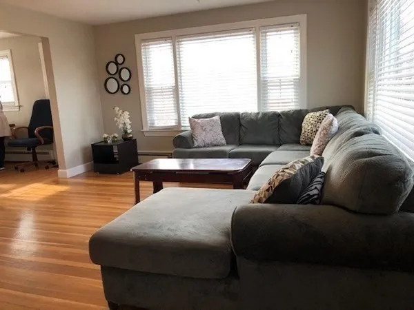 $3,200 | 3 West Street, Unit 1, Medway, MA 02053