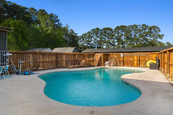 $235,000 | 2208 State Rd S-34-686, Marion, SC 29571