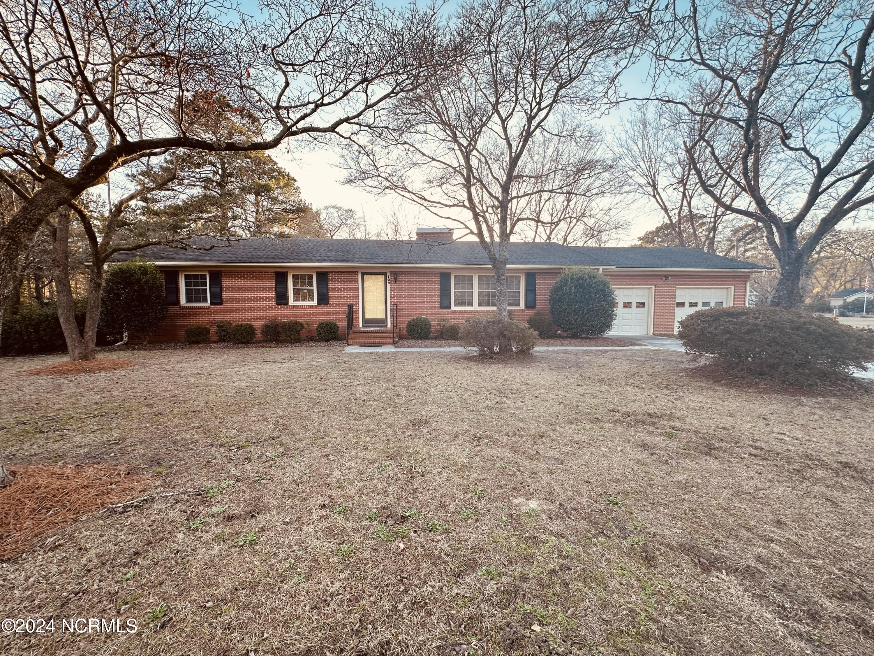 109 Hodges Road Washington, NC 27889 - Photo 1 of 23 109 Hodges Road