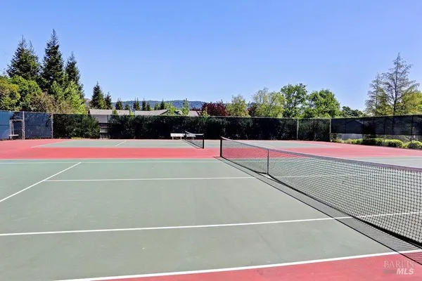 $900,000 | 18116 California Court, Sonoma, CA 95476