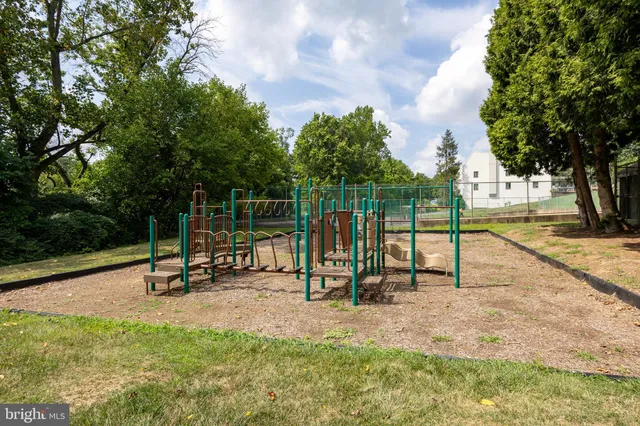 a view of a park with an outdoor space