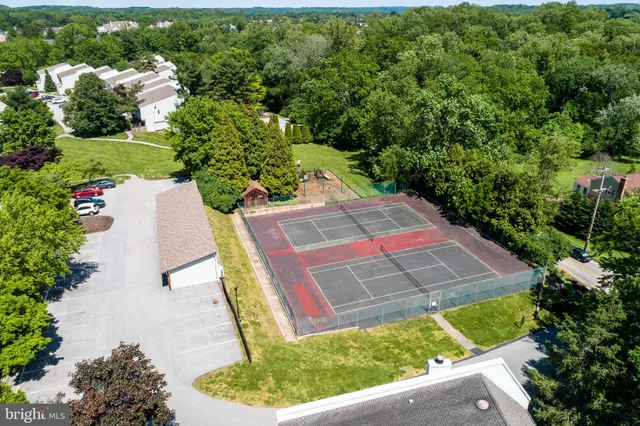 a sign that is on the side of a building