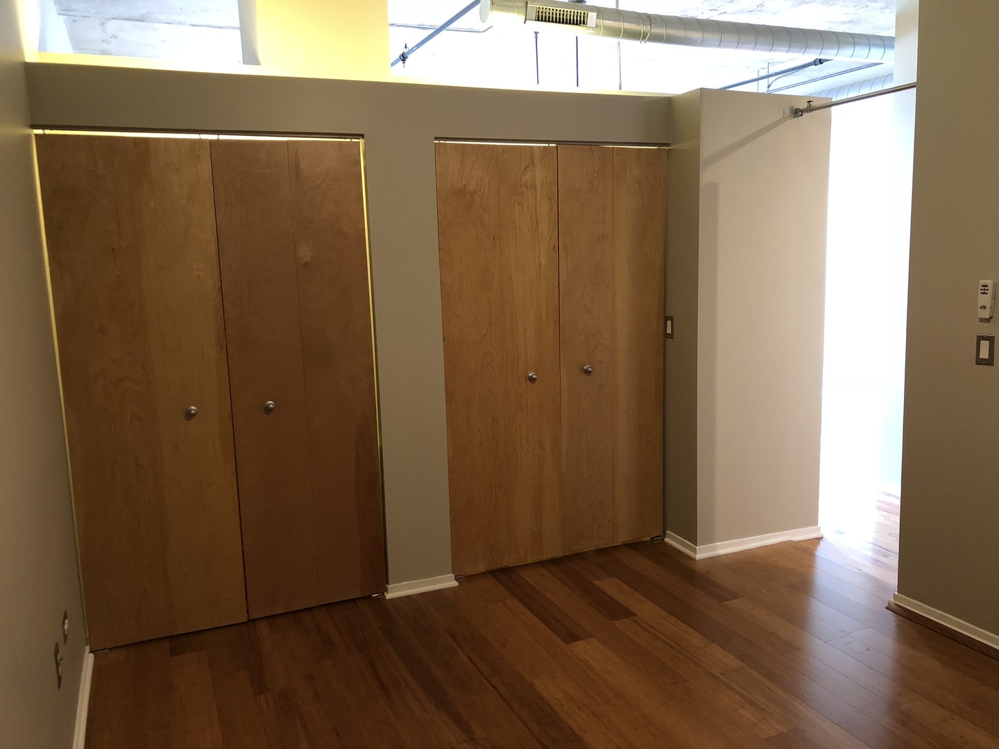 6 South Laflin Street, Unit 604 Chicago, IL 60607 - Photo 12 of 17 a view of a bathroom with wooden floor