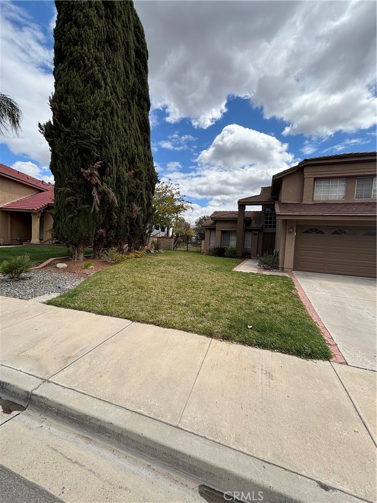 17092 Whispering Brook Way Riverside, CA 92503 - Photo 17 of 74 a view of a backyard of the house