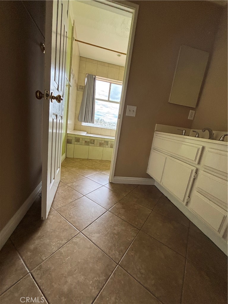 17092 Whispering Brook Way Riverside, CA 92503 - Photo 49 of 74