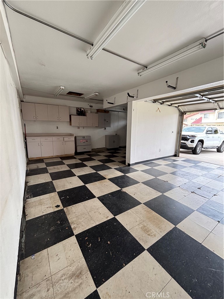17092 Whispering Brook Way Riverside, CA 92503 - Photo 58 of 74 a view of a black and white checkered floor
