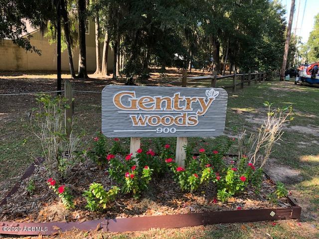 900 Brotherhood Road Beaufort, SC 29902 - Photo 1 of 11 gw 17