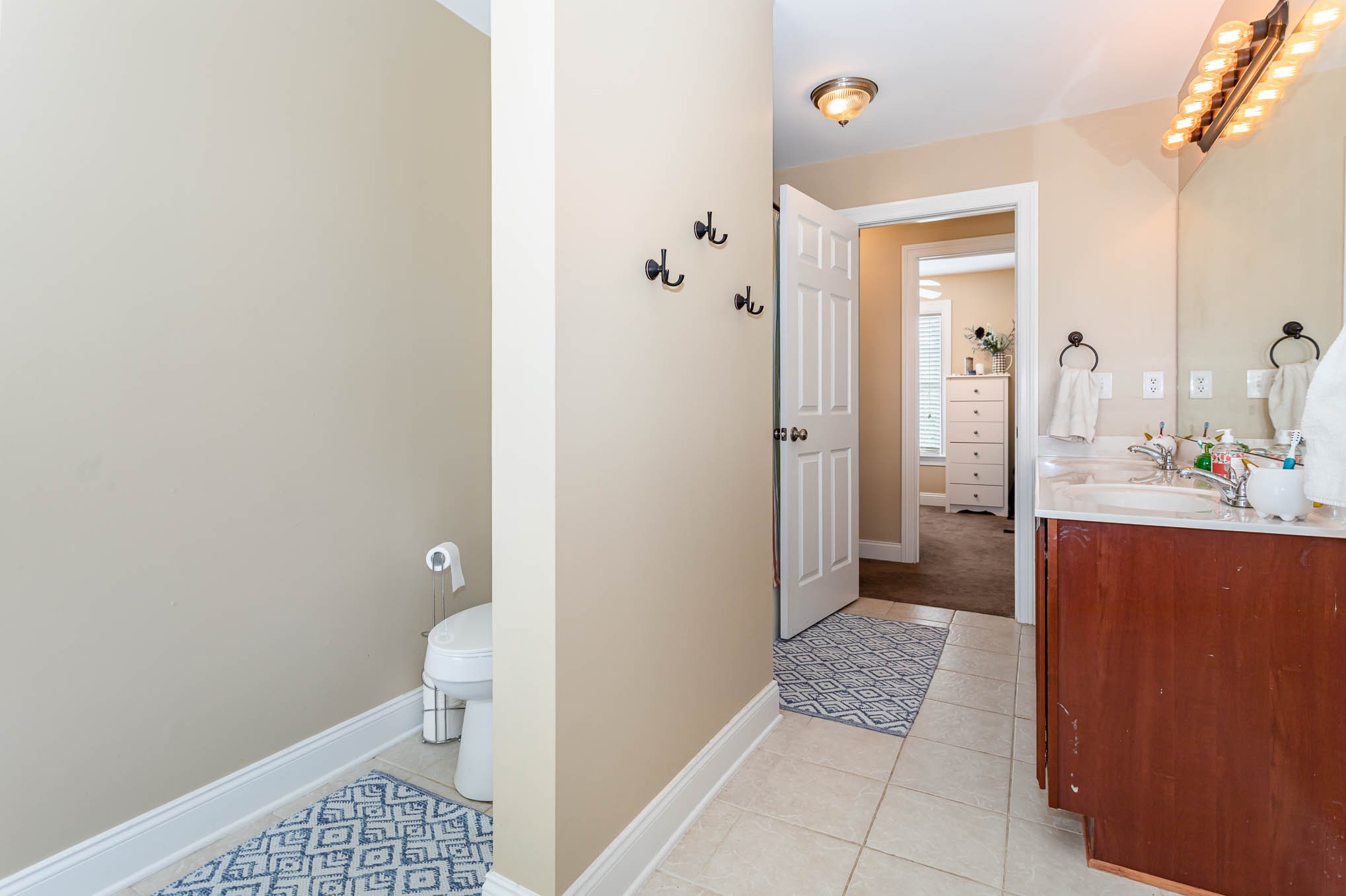 817 Blakemore Road Dickson, TN 37055 - Photo 20 of 30 a bathroom with a sink a toilet and shower