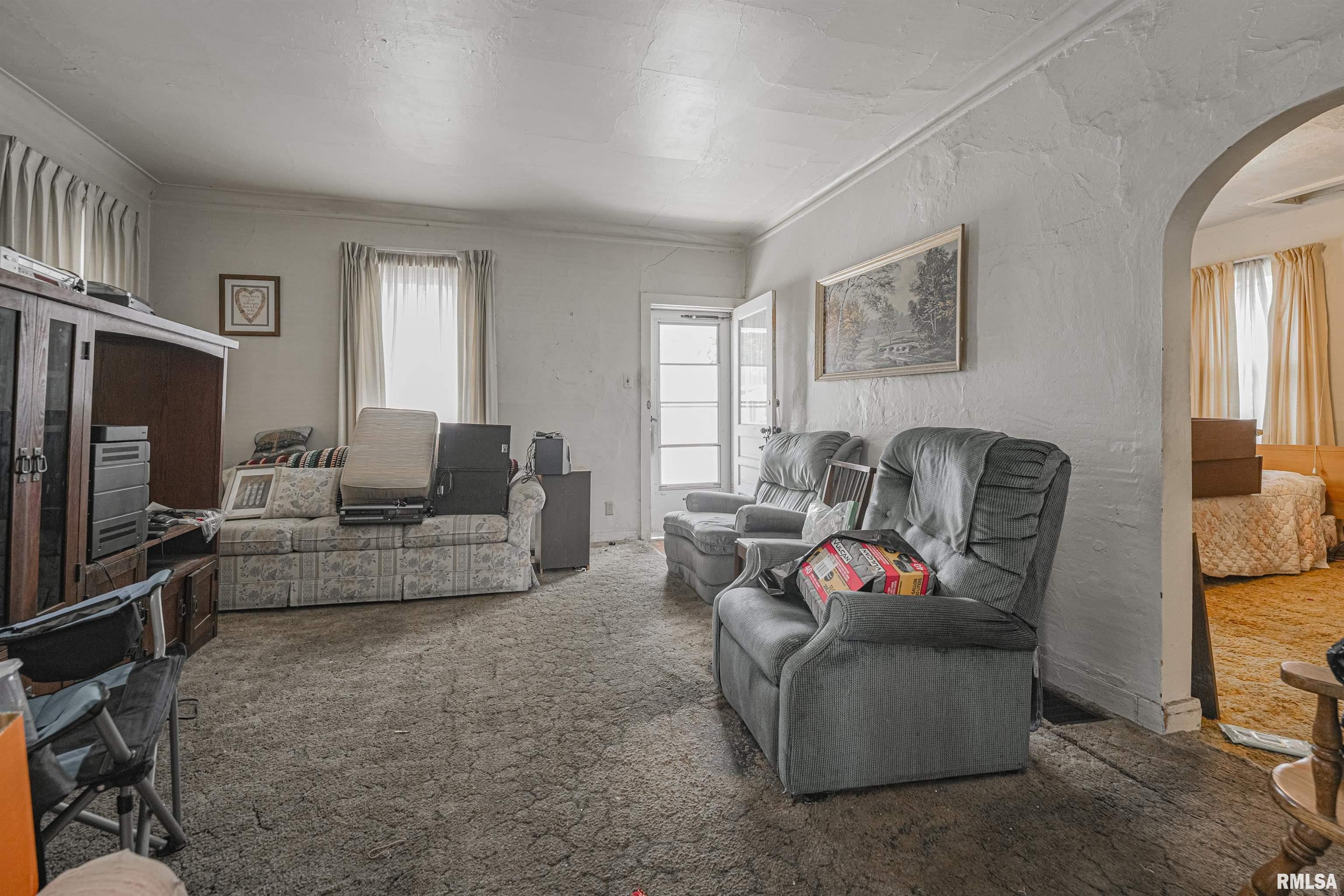 1008 Decatur Street Lincoln, IL 62656 - Photo 4 of 14