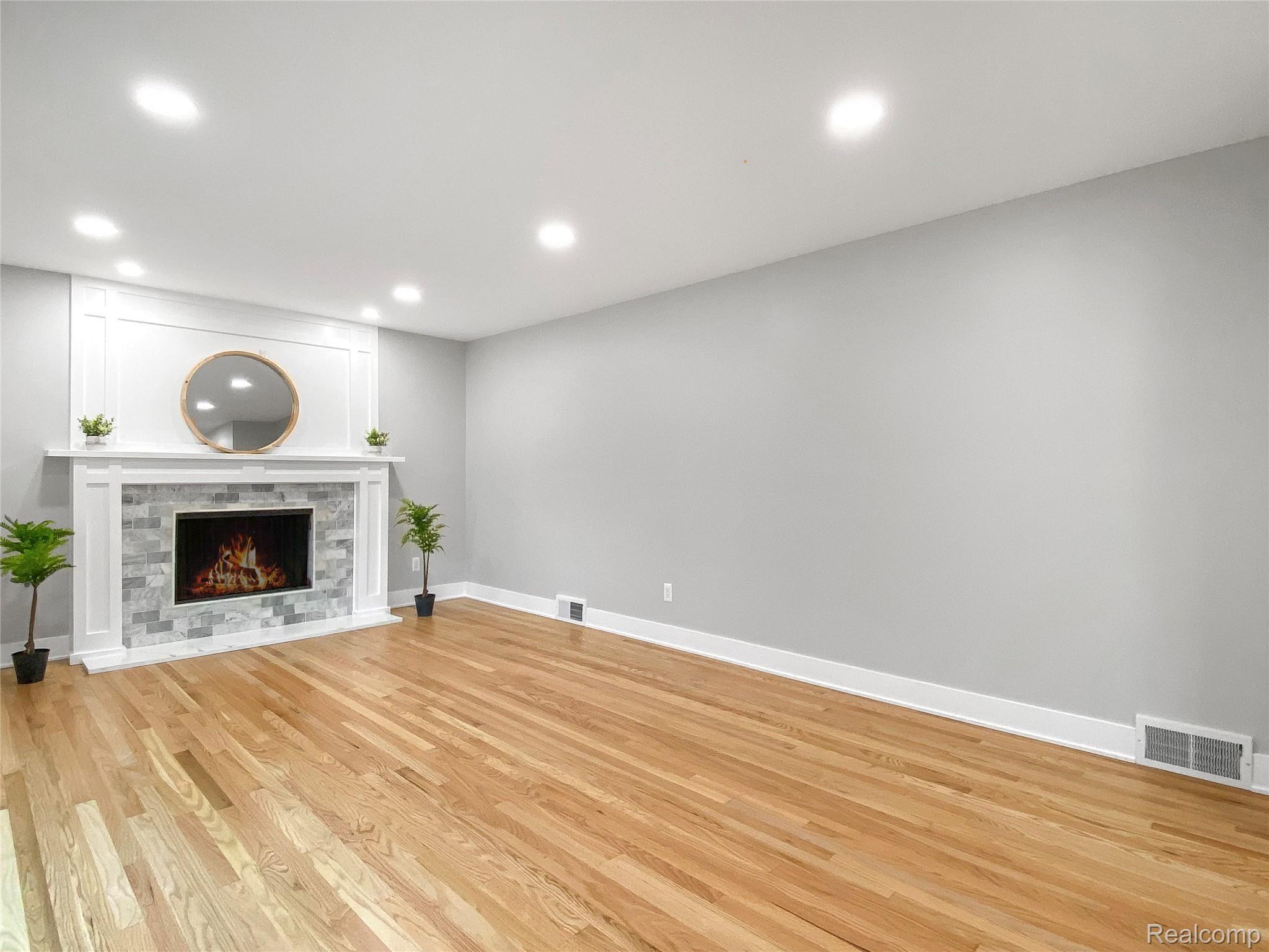 821 Canterbury Road Grosse Pointe, MI 48236 - Photo 33 of 83 IMG_7969.jpg