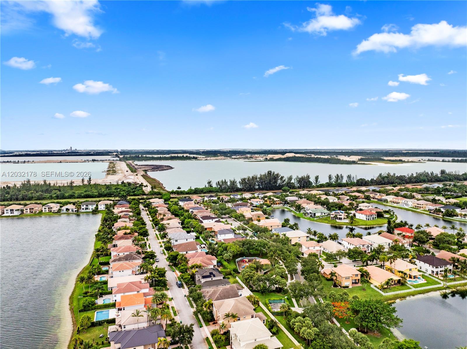 5431 Southwest 184th Way Miramar, FL 33029 - Photo 10 of 56