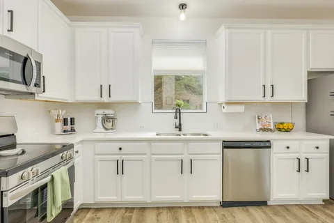 $435,000 | 1509 Encino Drive, Leander, TX 78641