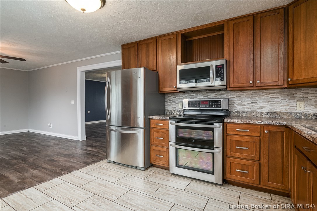 646 East Marshfield Road Scottsburg, IN 47170 - Photo 11 of 22 Gallery Image 11