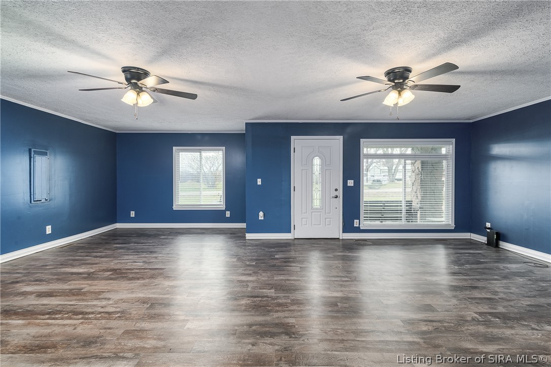 646 East Marshfield Road Scottsburg, IN 47170 - Photo 4 of 22 Gallery Image 4