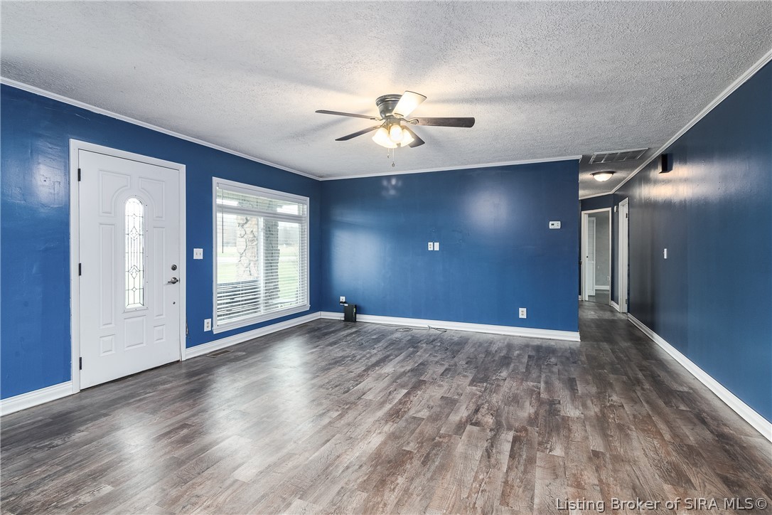 646 East Marshfield Road Scottsburg, IN 47170 - Photo 5 of 22 Gallery Image 5