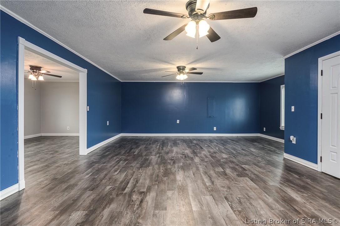 646 East Marshfield Road Scottsburg, IN 47170 - Photo 6 of 22 Gallery Image 6