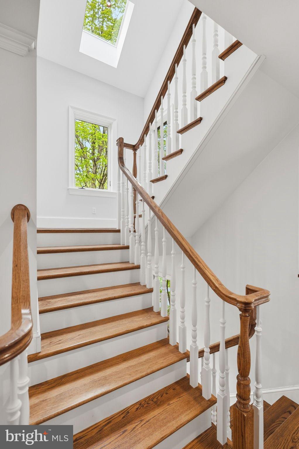 2318 Nebraska Avenue Northwest Washington, DC 20016 - Photo 10 of 28 a view of entryway