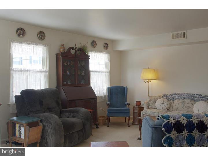 12 Eli Court Reading, PA 19607 - Photo 6 of 25 Gallery Image 6