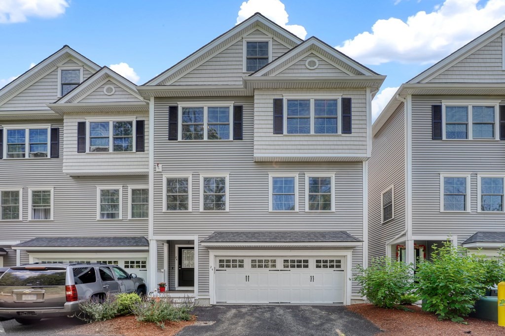 24 Compass Point, Unit 24 North Andover, MA 01845 - Photo 1 of 31 Gallery Image 1