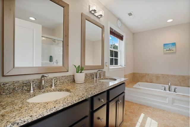 $640,000 | 24 Compass Point, Unit 24, North Andover, MA 01845