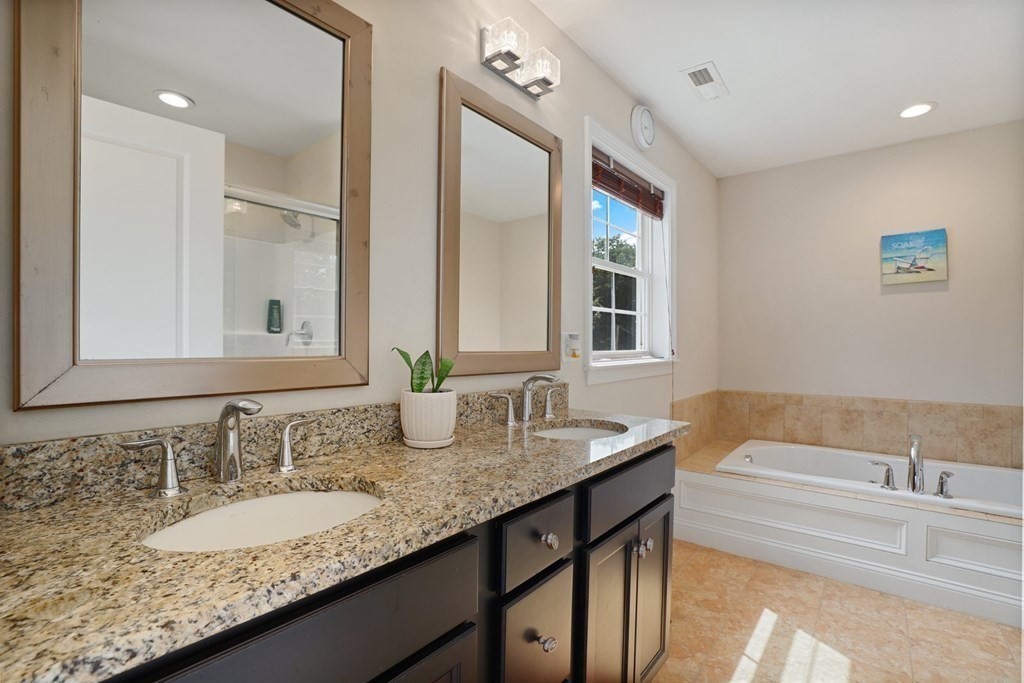 24 Compass Point, Unit 24 North Andover, MA 01845 - Photo 16 of 31 Gallery Image 16