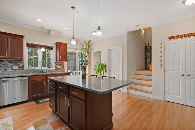 $640,000 | 24 Compass Point, Unit 24, North Andover, MA 01845