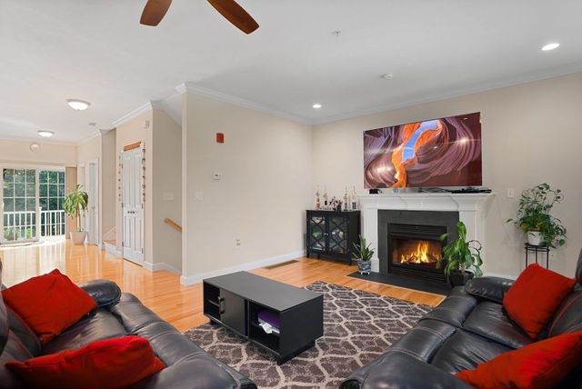 $640,000 | 24 Compass Point, Unit 24, North Andover, MA 01845