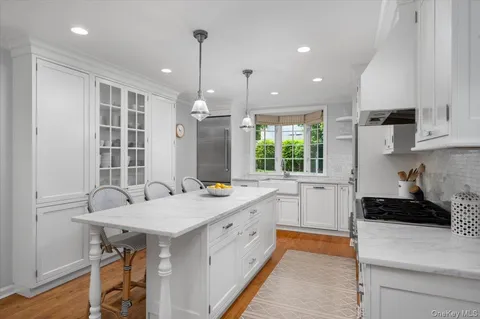 $3,195,000 | 1 Elm Avenue, Larchmont, NY 10538