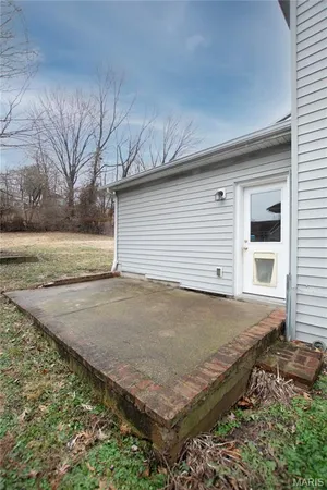 $2,100 | 14 Jefferson Avenue, Valley Park, MO 63088