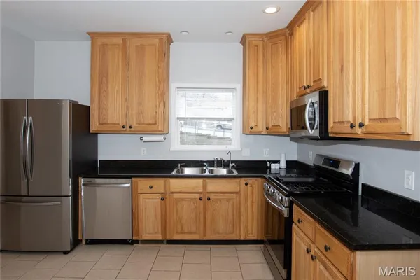 $2,100 | 14 Jefferson Avenue, Valley Park, MO 63088