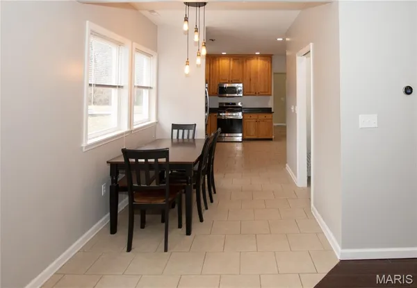 $2,100 | 14 Jefferson Avenue, Valley Park, MO 63088