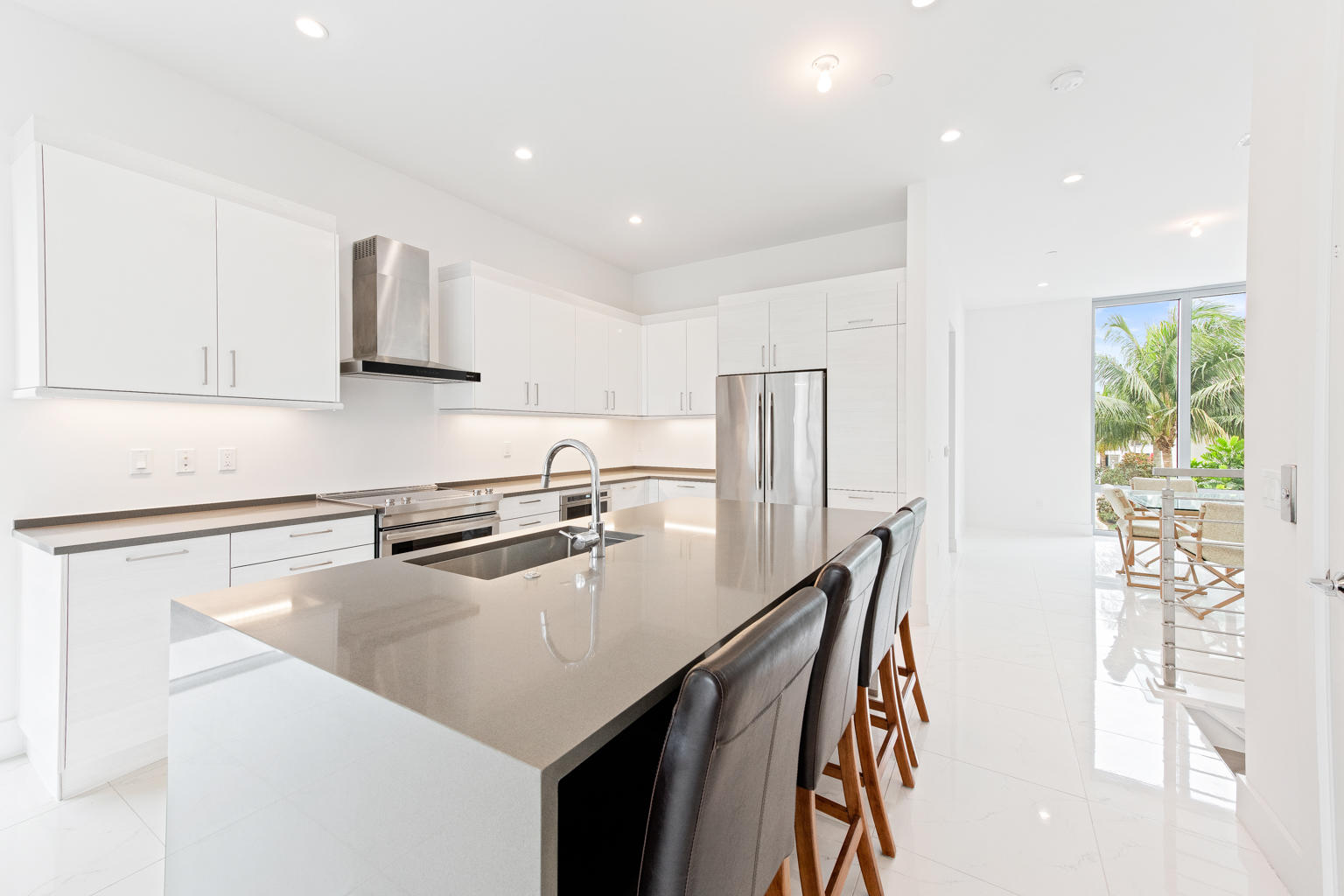 1811 Northwest 42nd Drive Boca Raton, FL 33431 - Photo 6 of 21 Kitchen