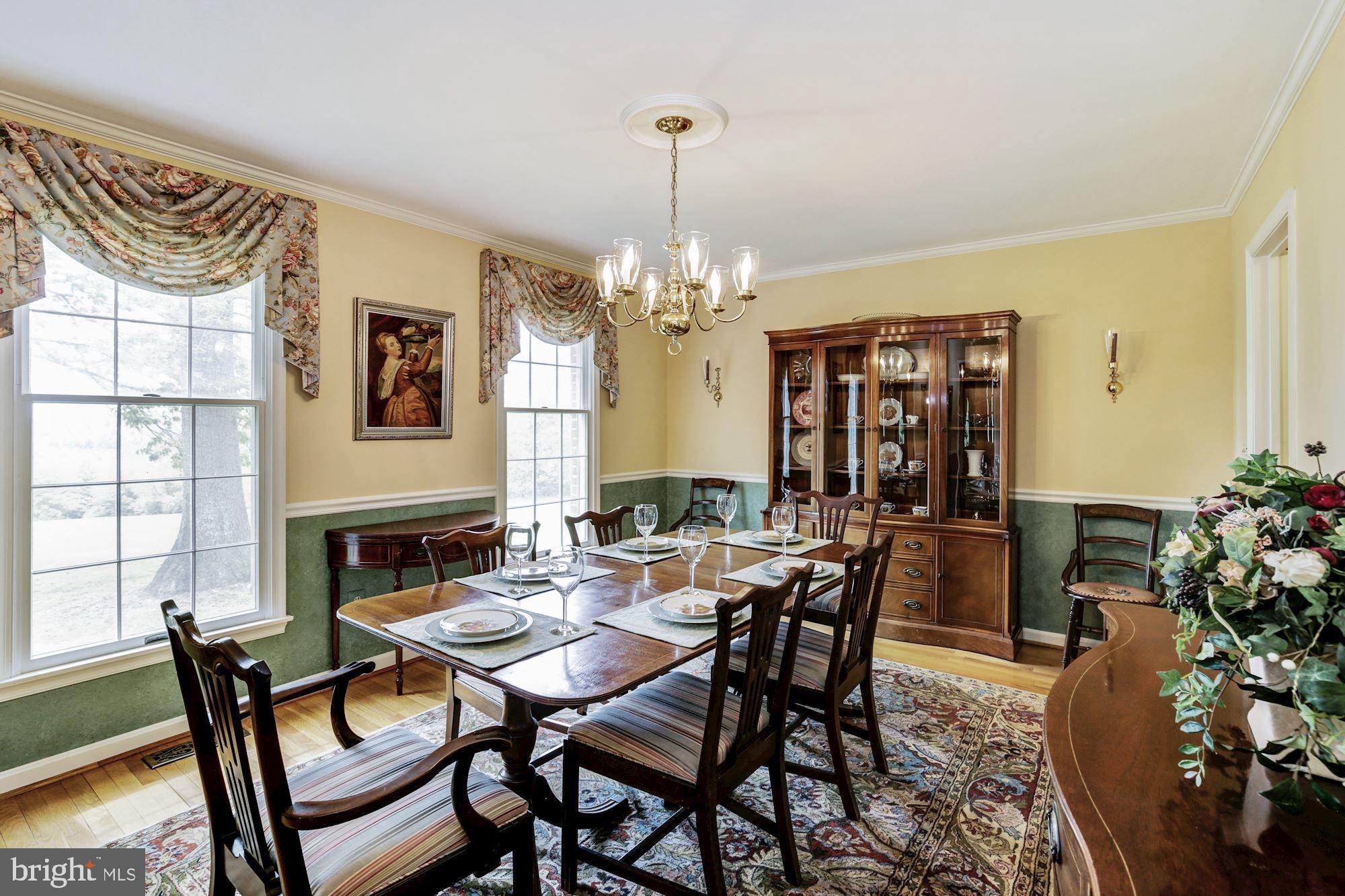 17901 Barnesville Road Barnesville, MD 20838 - Photo 8 of 42 Formal Dining Room