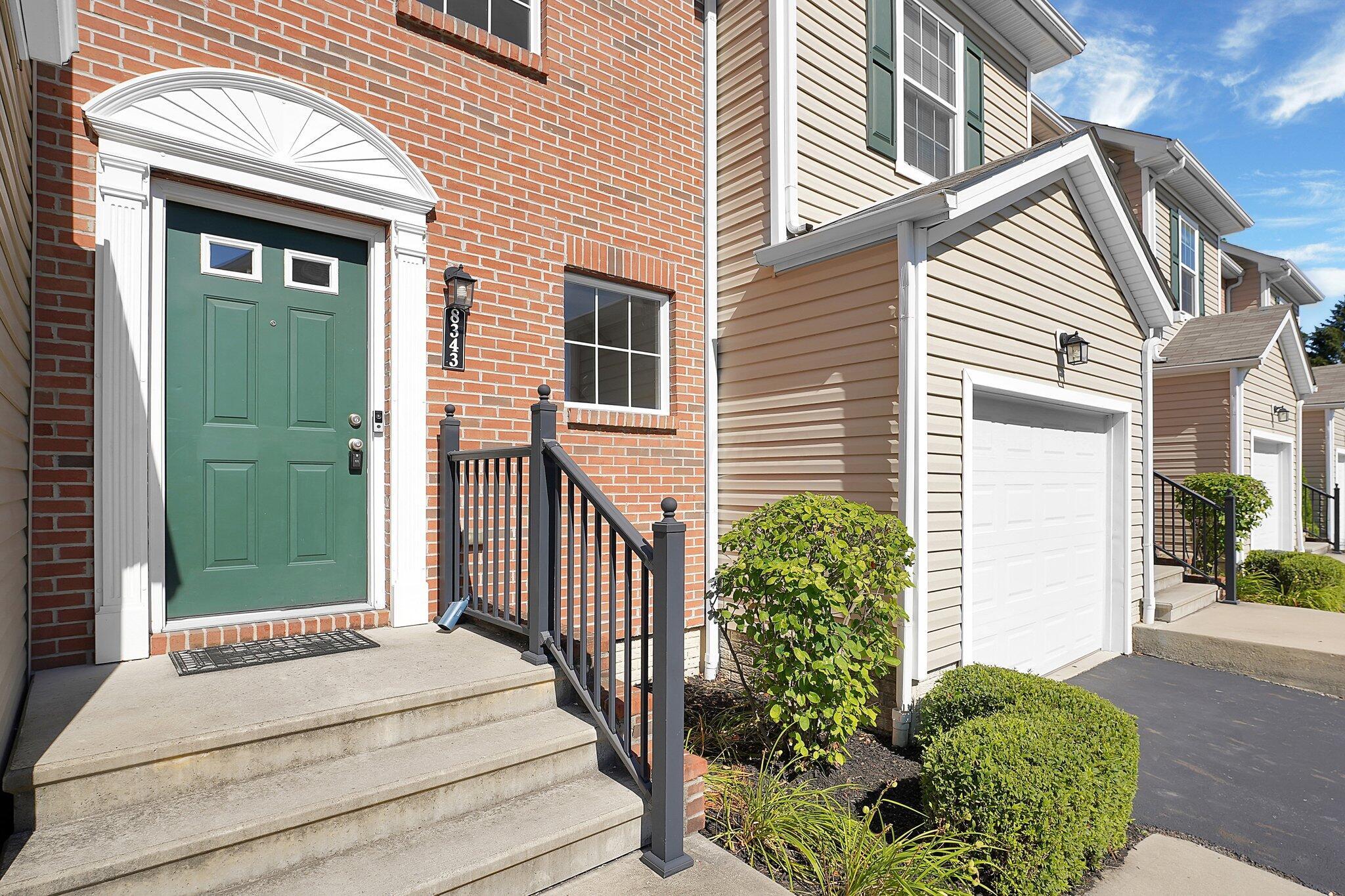 8343 Bruntsfield Road Columbus, OH 43235 - Photo 3 of 36 20-web-or-mls-8343-bruntsfield-rd
