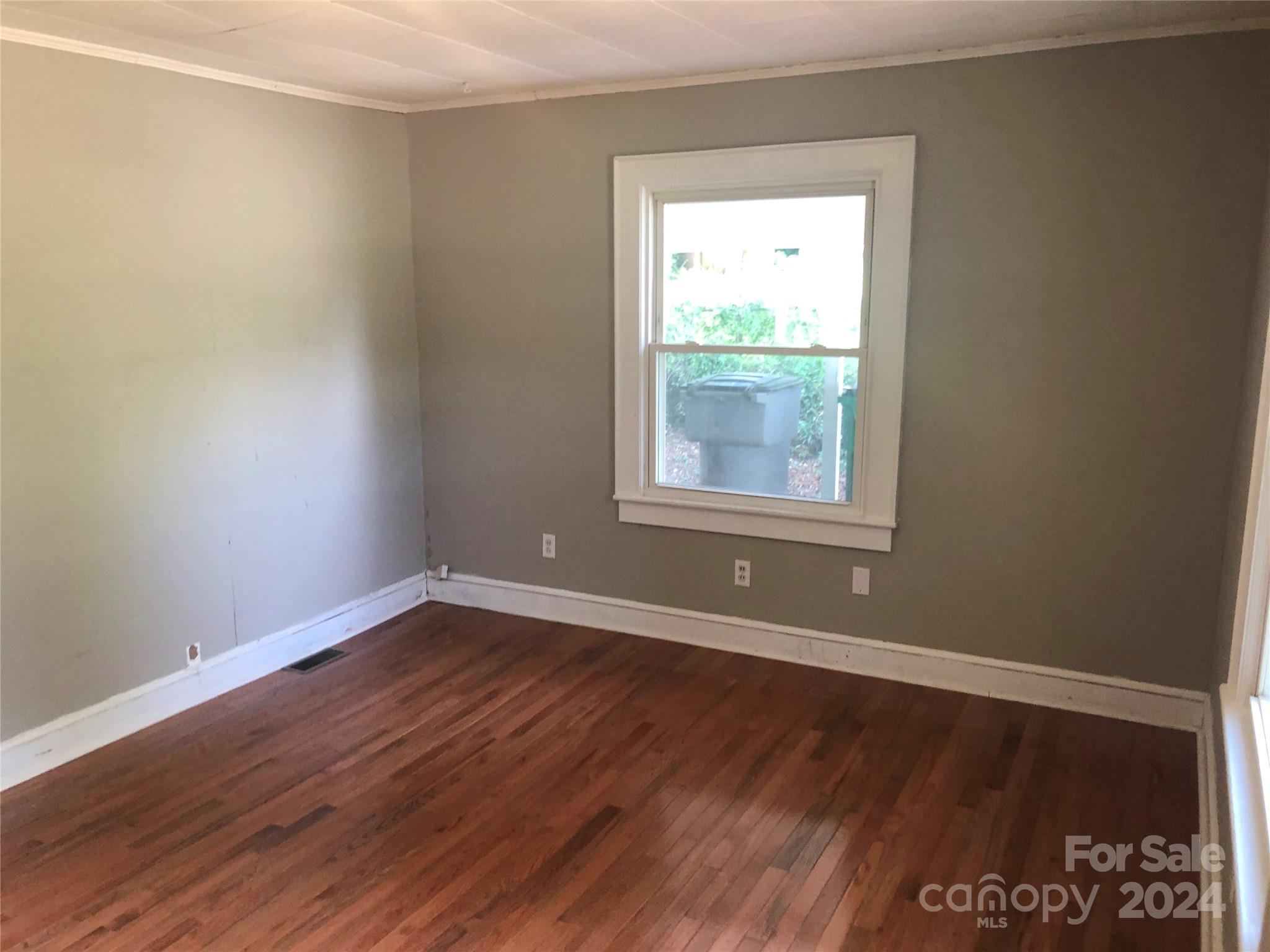 3510 Lake Road Charlotte, NC 28269 - Photo 2 of 20 Gallery Image 2