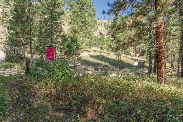 $225,000 | 12 Plateau Road, Lowman, ID 83637